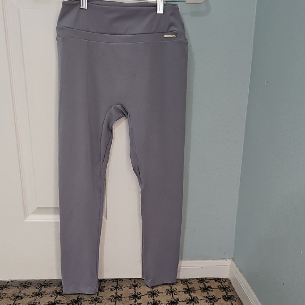 Gymshark Whitney Simmons High Rise Leggings Grey V-Back Yoga Pants‎ Large